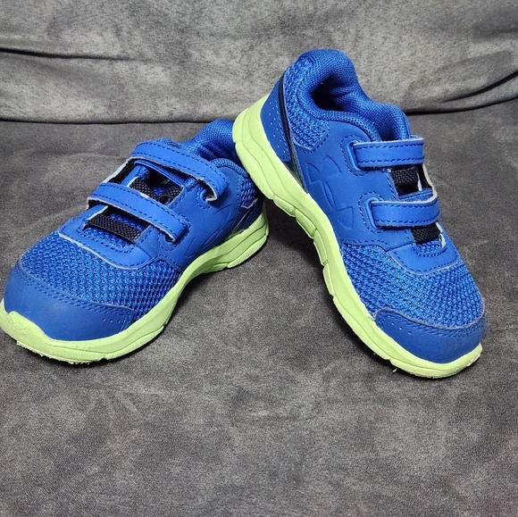 Under Armour toddler size 6 sneakers Velcro Sneakers with Breathable Mesh - Picture 1 of 7